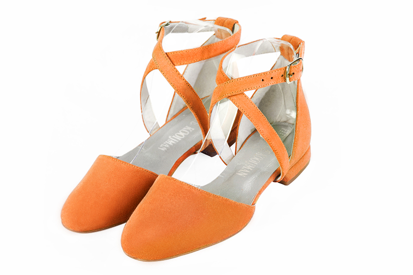 Apricot orange women's ballet pumps, with flat heels. Round toe. Flat block heels. Front view - Florence KOOIJMAN